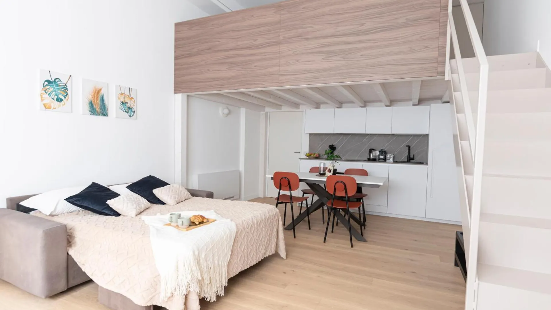 Apartment We Home - Porta Venezia Suites Milan Italy