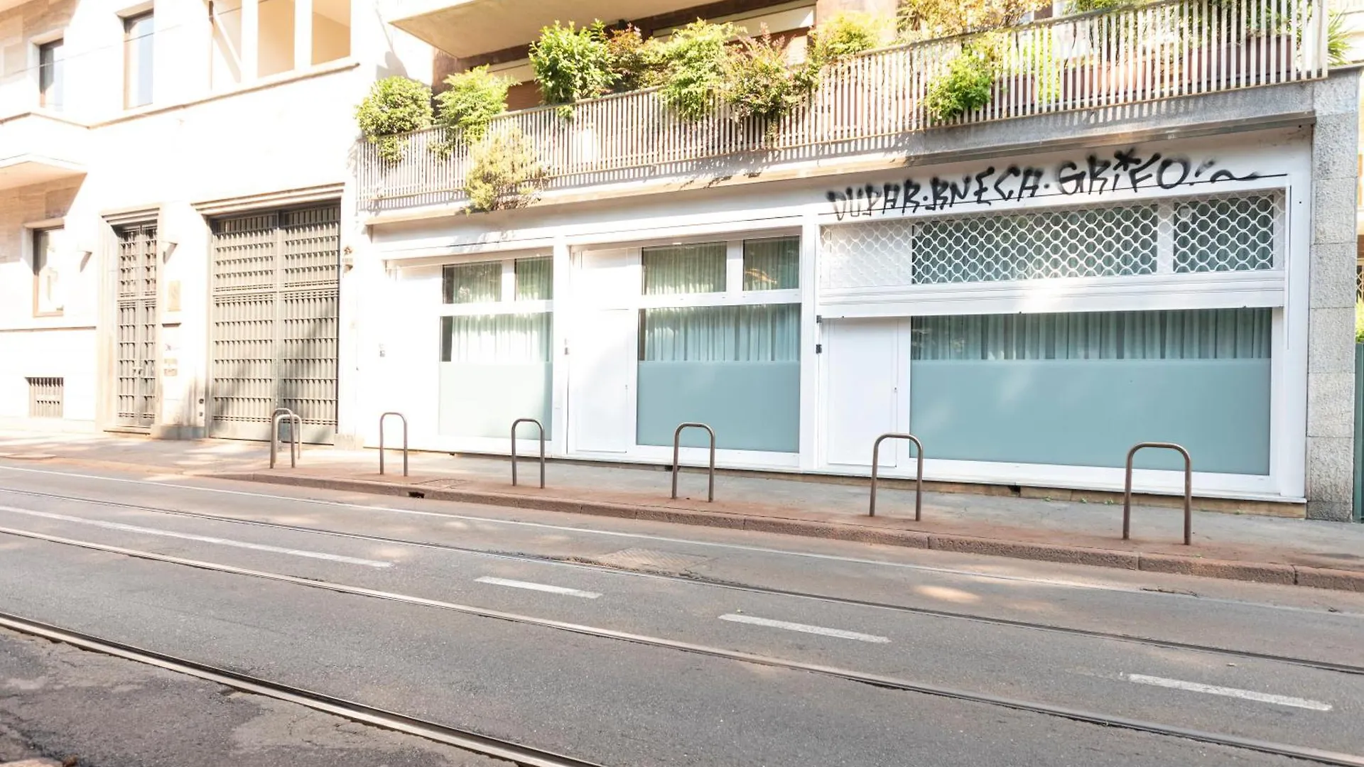 We Home - Porta Venezia Suites Milan Apartment
