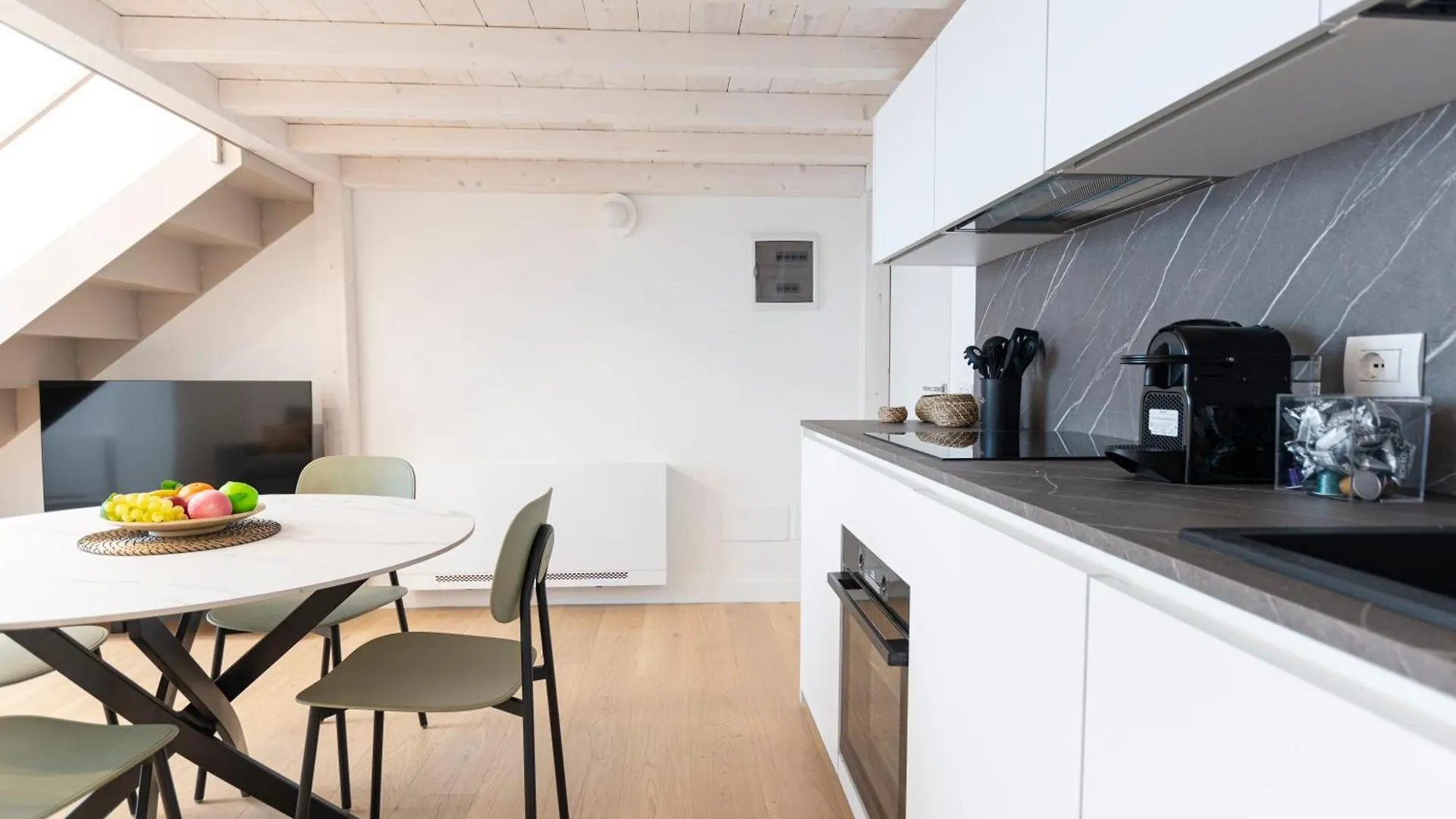 We Home - Porta Venezia Suites Milan 0*,  Italy