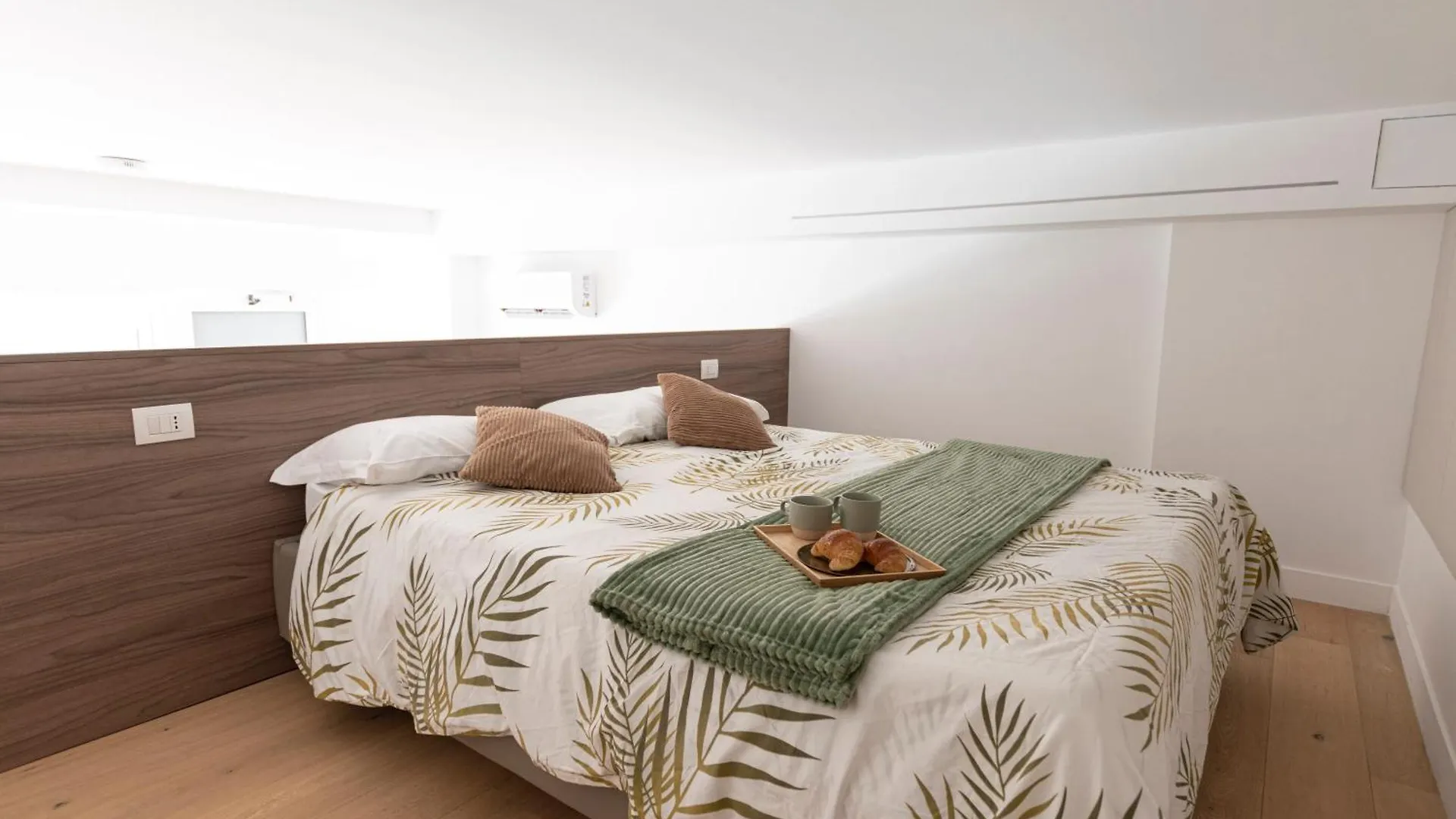 We Home - Porta Venezia Suites Milan Apartment